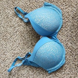 Victoria's Secret Body by Victoria 34B Blue Lace Bra
